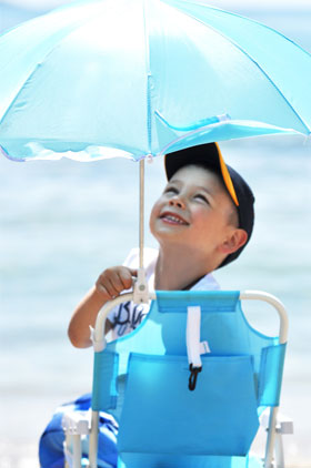 Sonnenschutz beim Kind - Hautkrebs: Vorbeugung & Früherkennung