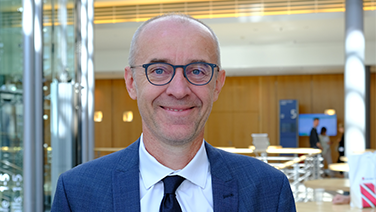 Interview Prof. Dr. Grünwald zum Nierenkrebs für Patient*innen vom DGU 2023